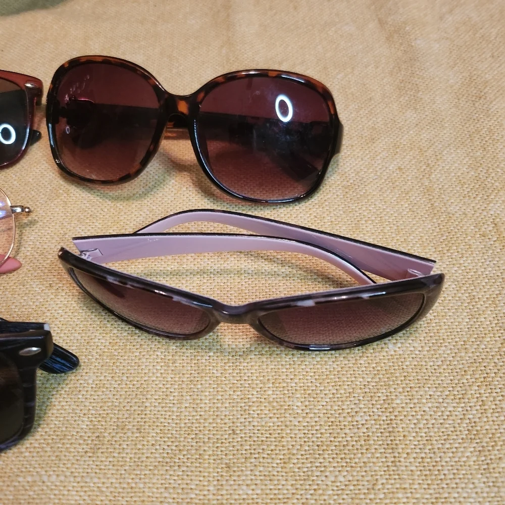 Sunglasses lot 5 pairs